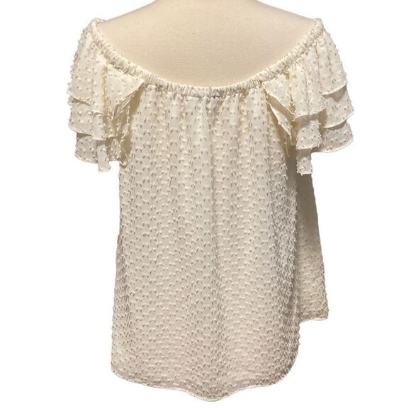 EUC Banana Republic Ivory Cream Eyelash Dot Ruffle Off the Shoulder Blouse sz M - Picture 5 of 9